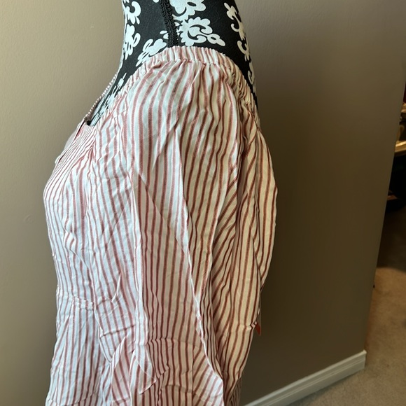 Cabi Carnival Top (style 5890) - Picture 9 of 16